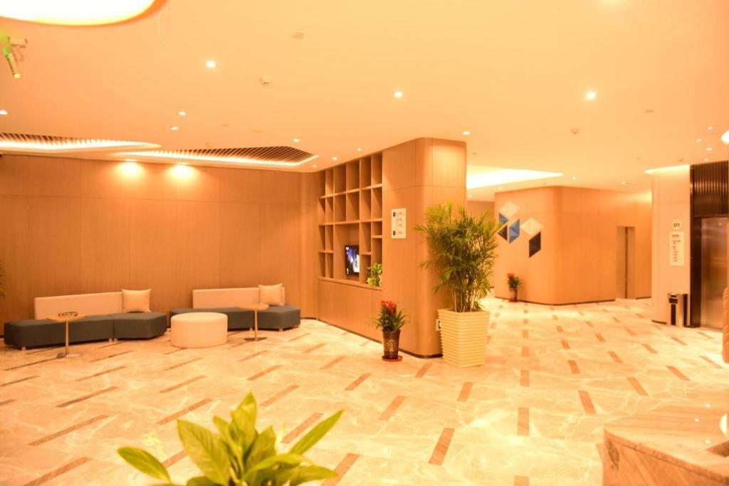 Holiday Inn Express Lhasa Potala Square By Ihg 外观 照片