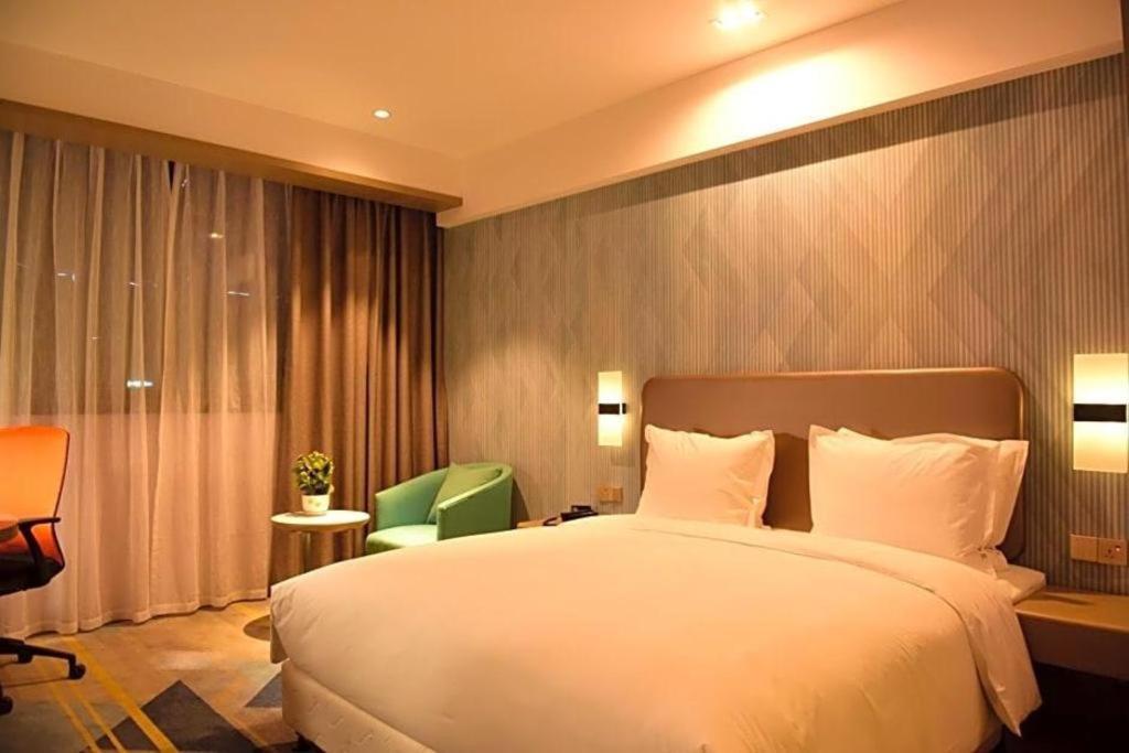 Holiday Inn Express Lhasa Potala Square By Ihg 外观 照片